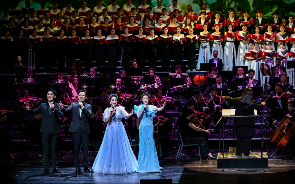 2024年长江文化艺术季“相约长江”合唱周启动式-10